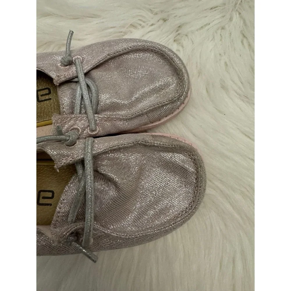 Pale pink‎ sparkle hey dude size 9 GUC